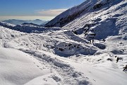 64 In discesa dalla Bocchetta di Cima Grem verso il Bivacco Mistri